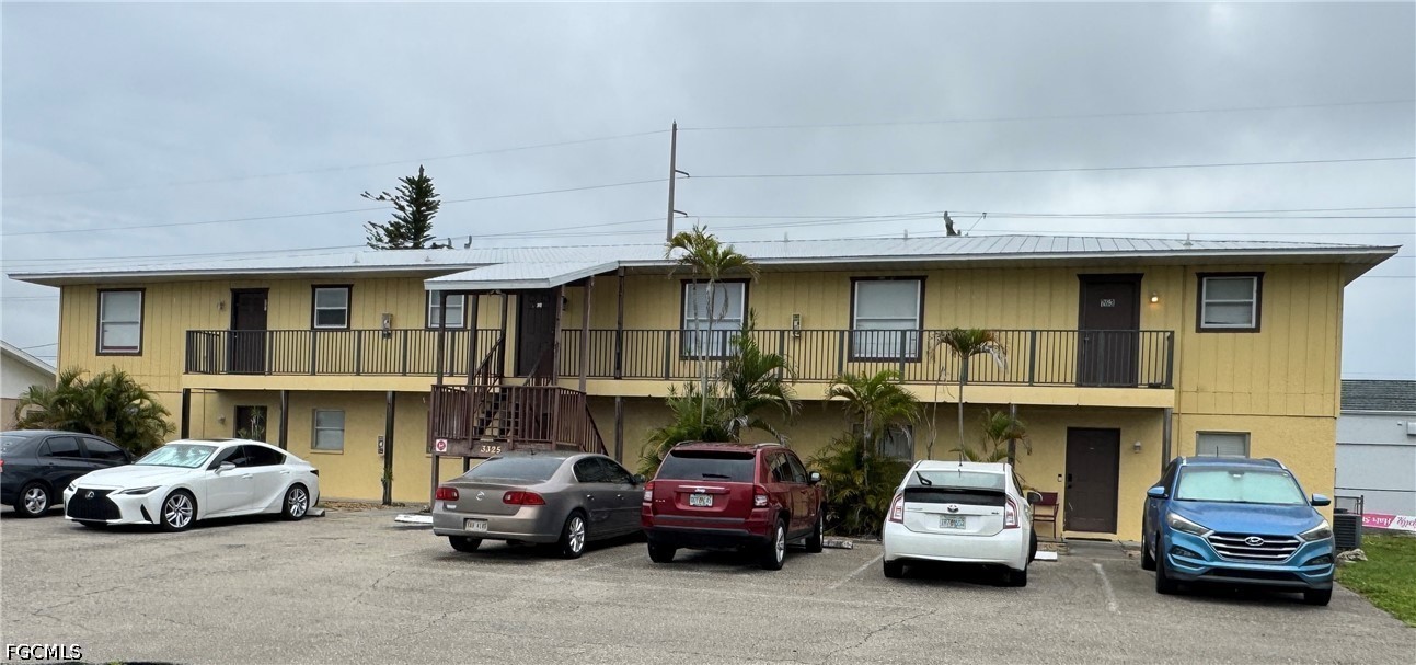Photo 1 of 11 — 3325 SE 15th Place 202, Cape Coral, FL 33904