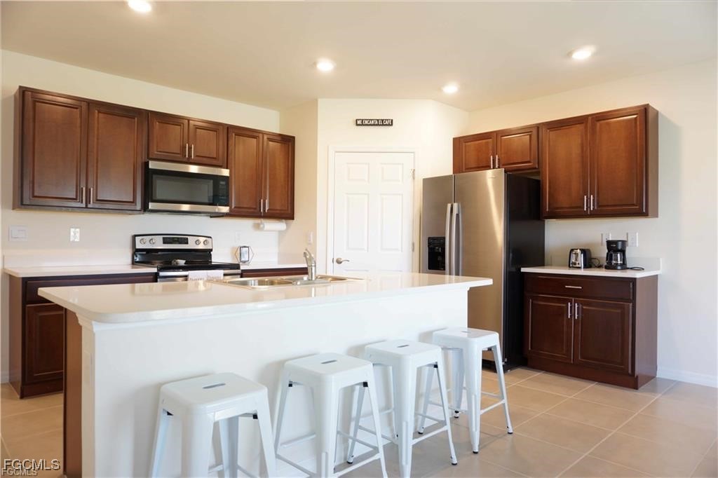 517 Kismet Parkway W