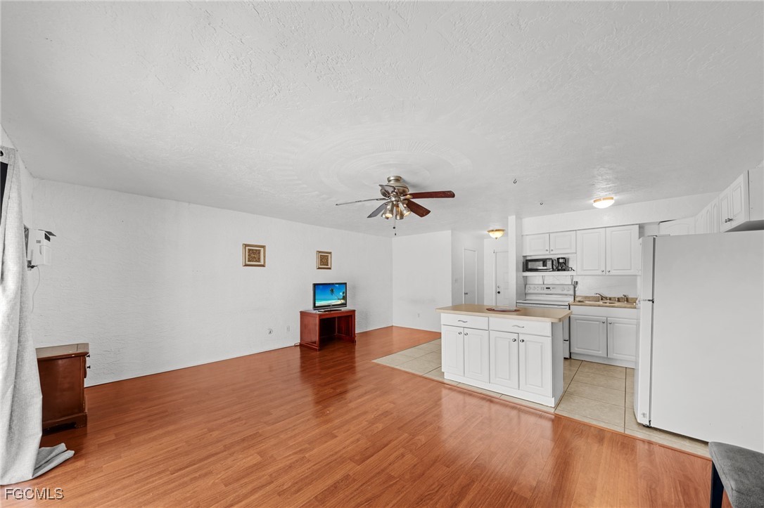 830 Wiggins Pass Road 14