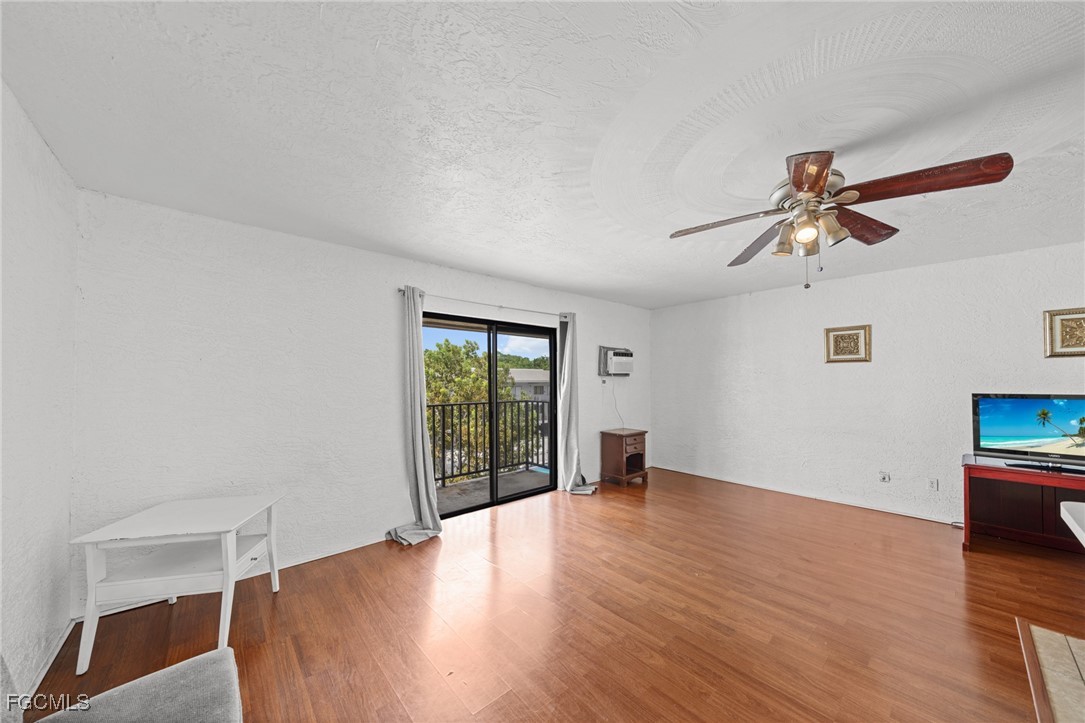 830 Wiggins Pass Road 14