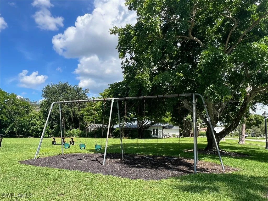 Naples, Florida 34109, United States, 3 Bedrooms Bedrooms, ,2 BathroomsBathrooms,Residential,Pending,213156