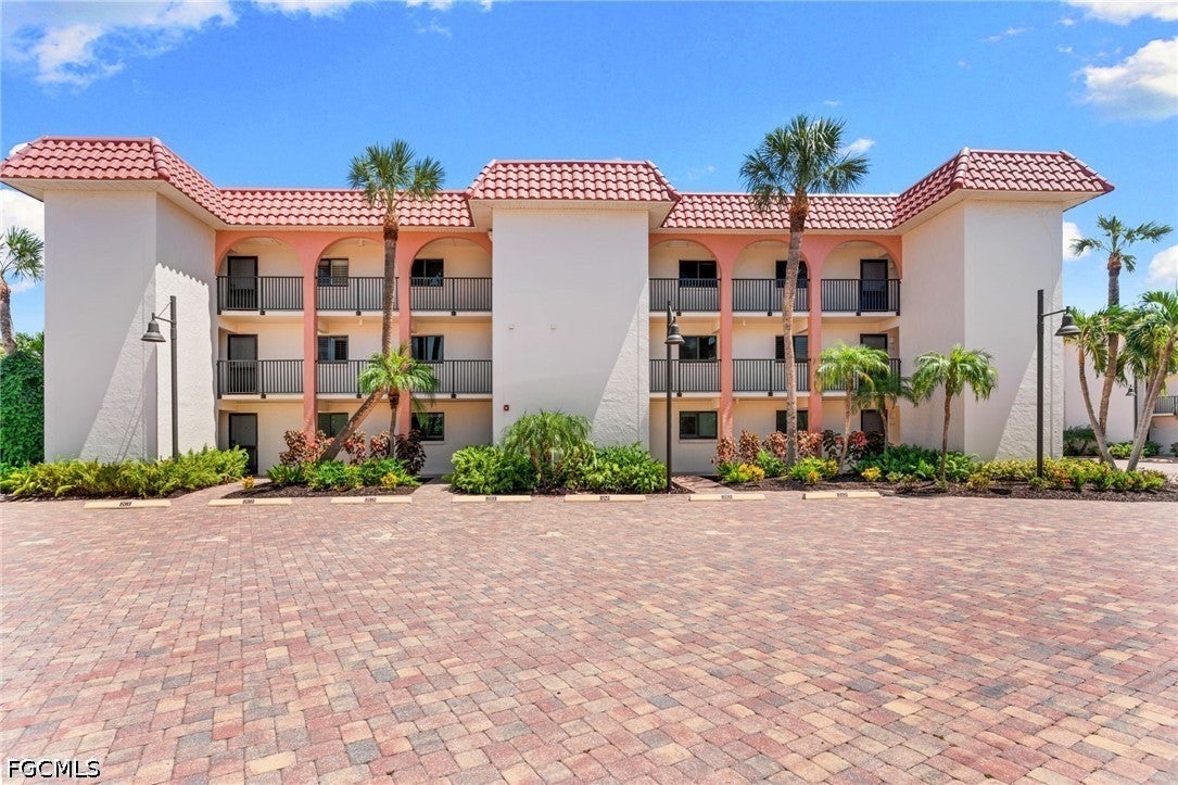671 E Gulf Drive 4B3
