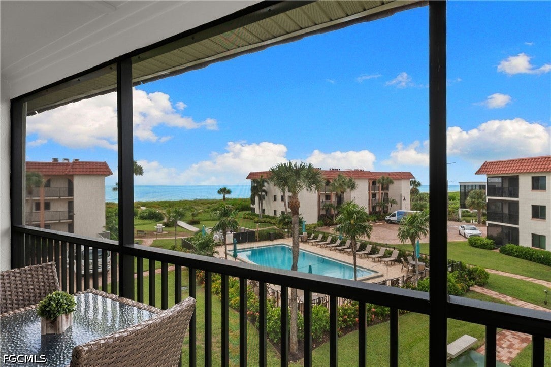 671 E Gulf Drive 4B3