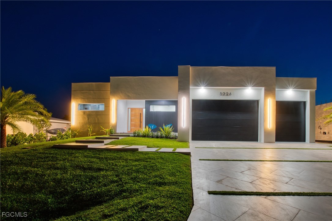 5326 Bayshore Avenue