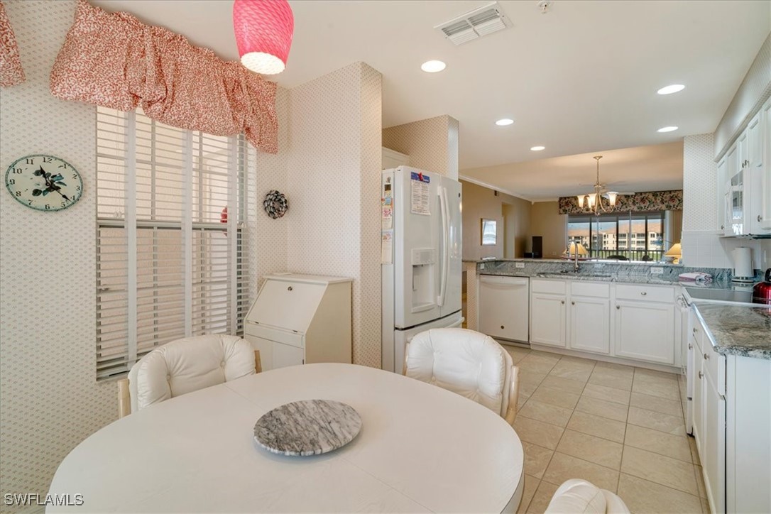 17040 Willowcrest Way 209