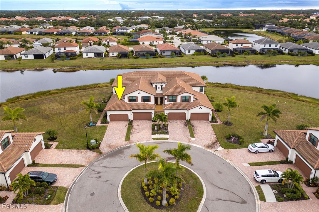 12000 Hawthorn Lake Drive 101