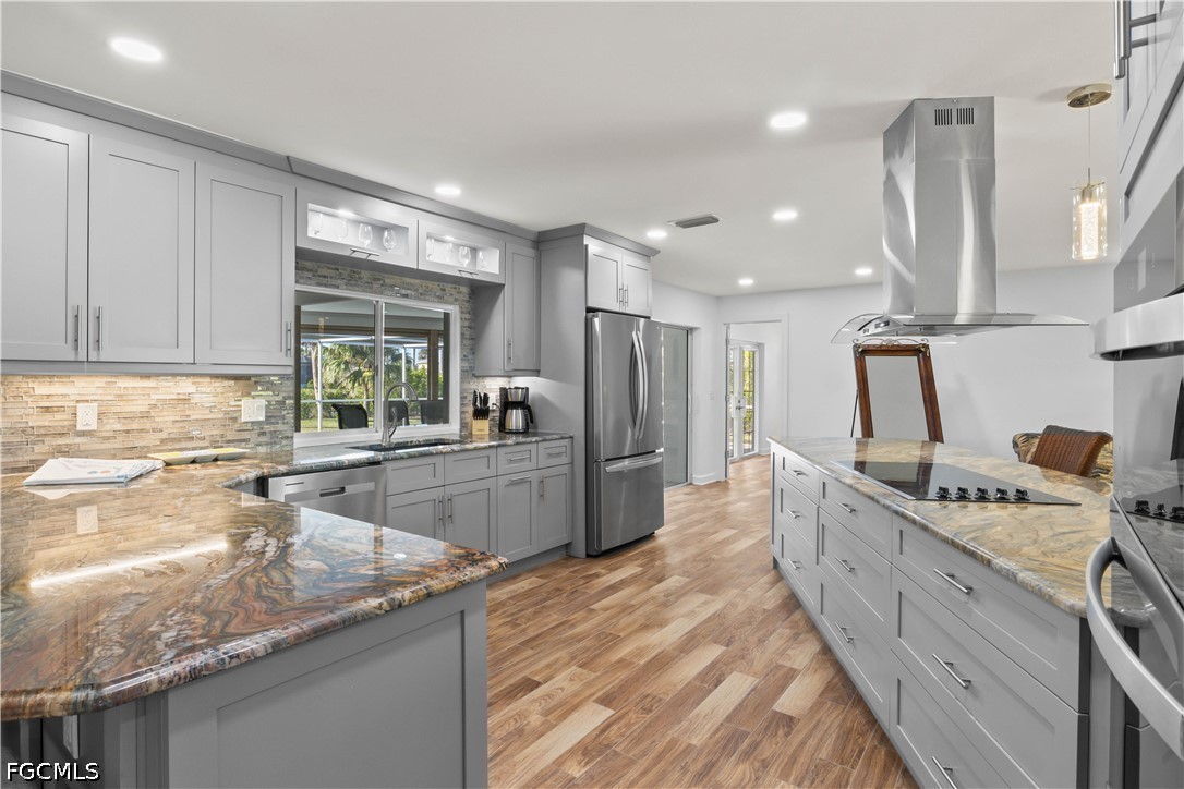 Sanibel, Florida, 33957, United States, 3 Bedrooms Bedrooms, ,2 BathroomsBathrooms,Residential,Active,2036366