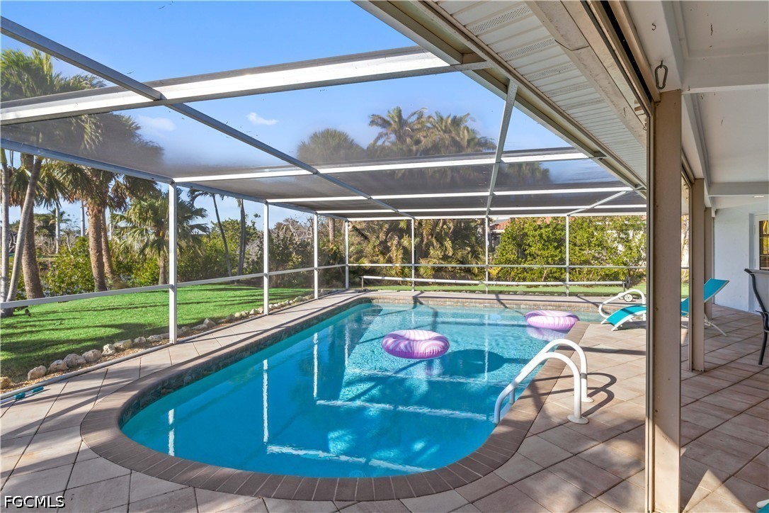 Sanibel, Florida, 33957, United States, 3 Bedrooms Bedrooms, ,2 BathroomsBathrooms,Residential,Active,2036366