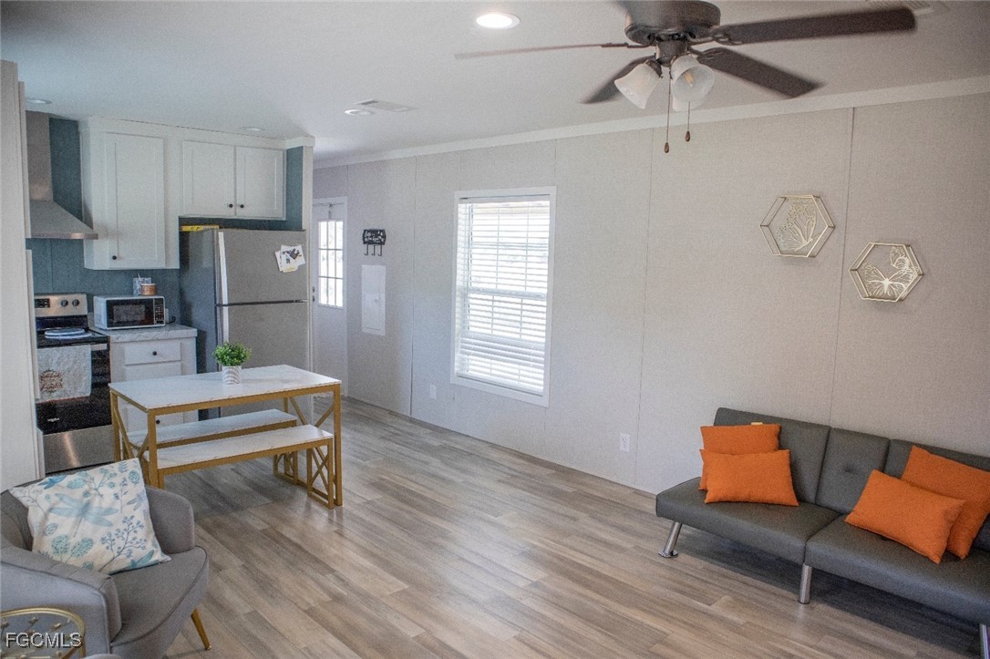 720 N Estribo Street