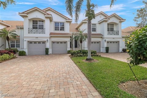 1595 Winding Oaks Way 202 Naples FL 34109