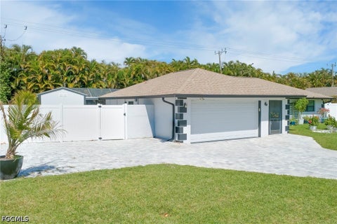 Tiny photo for 1089 N Town And River Drive, Fort Myers, FL 33919 (MLS # 2026039679)