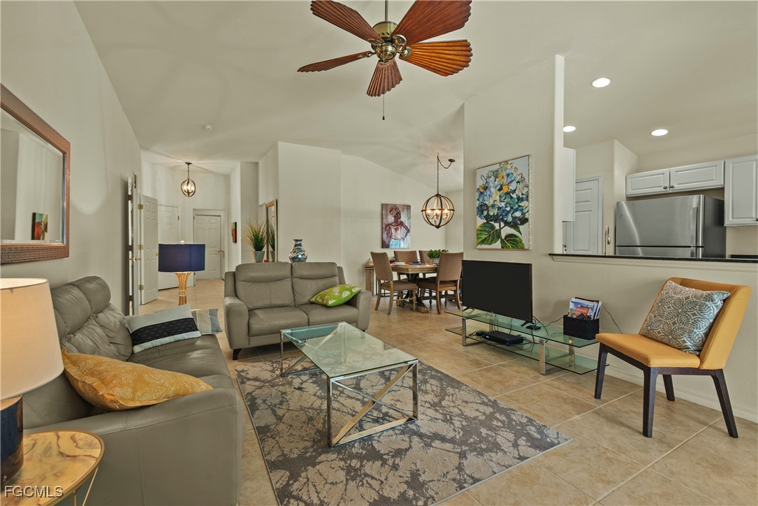 9938 HORSE CREEK Road