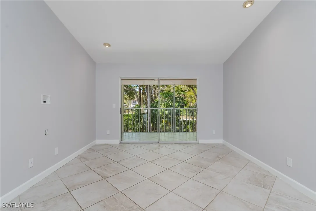 Naples, Florida 34112, United States, 2 Bedrooms Bedrooms, ,2 BathroomsBathrooms,Residential,Active,179584