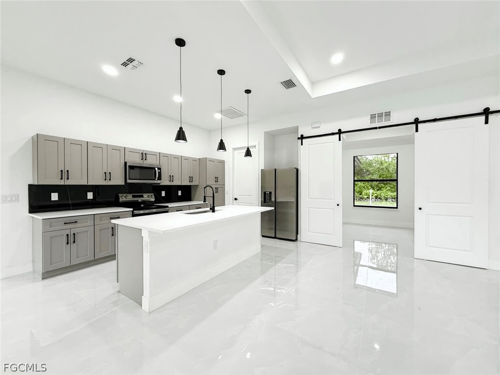 1402 Columbus Avenue