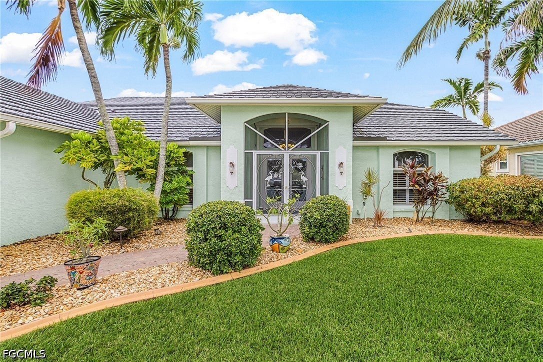 4618 SW 24th Place