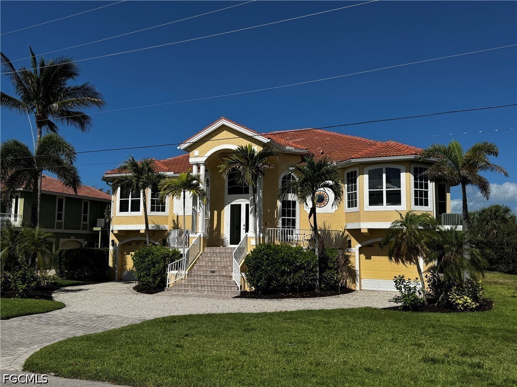 789 Pyrula Avenue