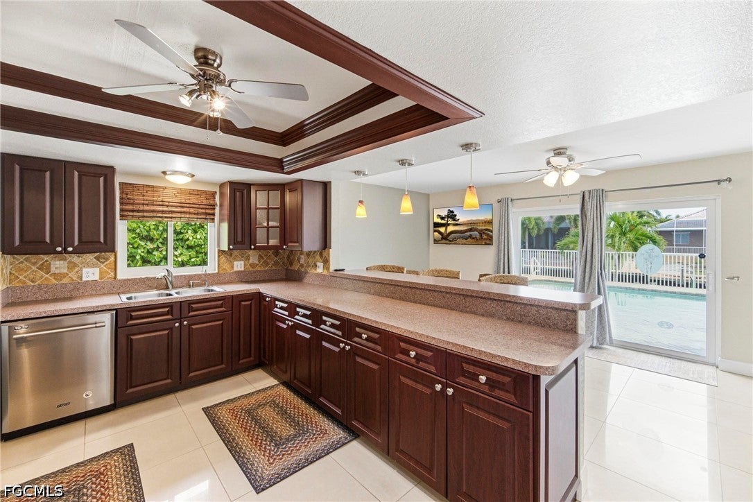 1409 SW 43rd Terrace