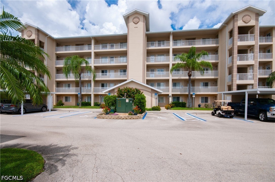 4040 Durango Court 207