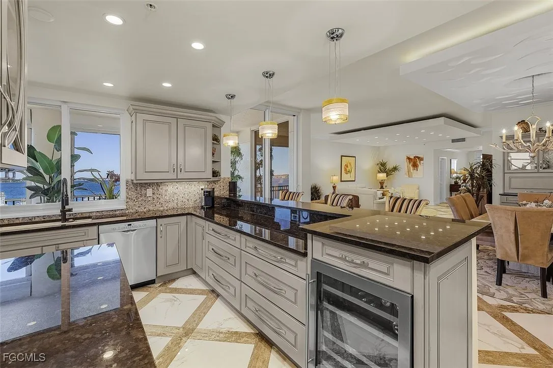 Fort Myers, Florida, 33908, United States, 3 Bedrooms Bedrooms, ,3 BathroomsBathrooms,Residential,Active,2014554