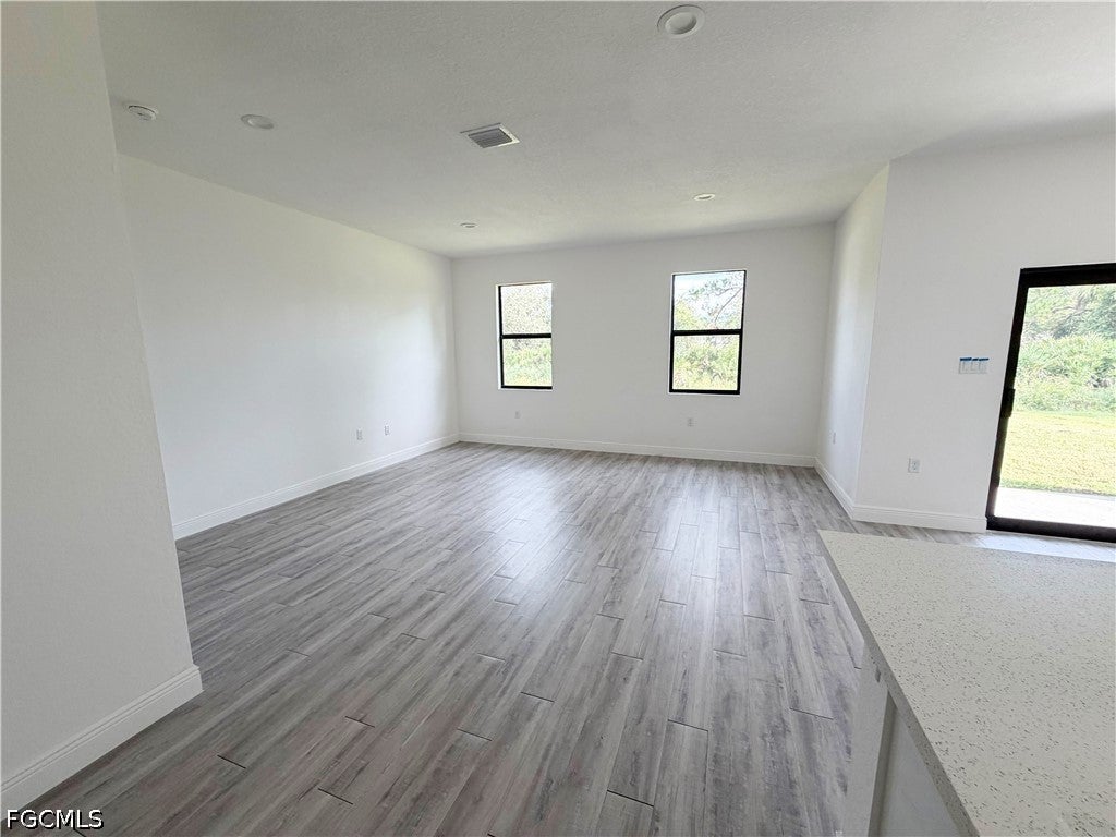 6034 Acorn Circle