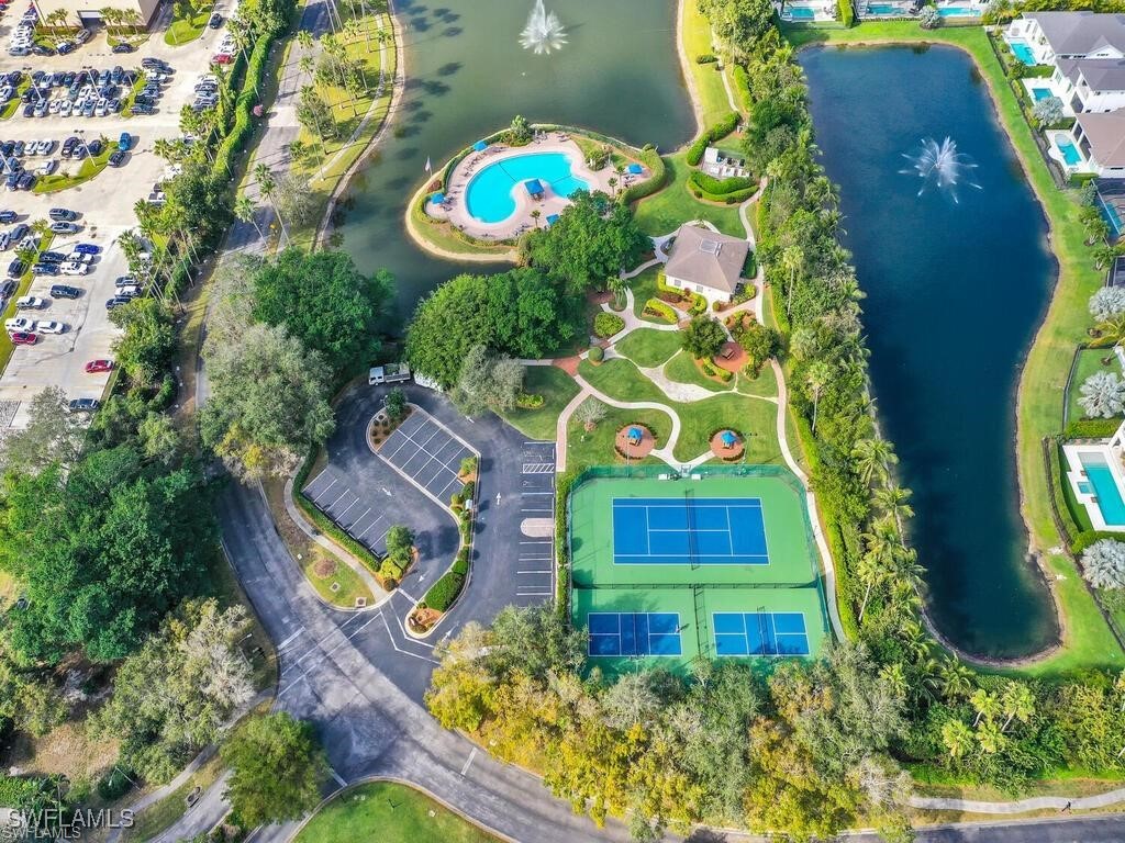 7049 Lone Oak Boulevard