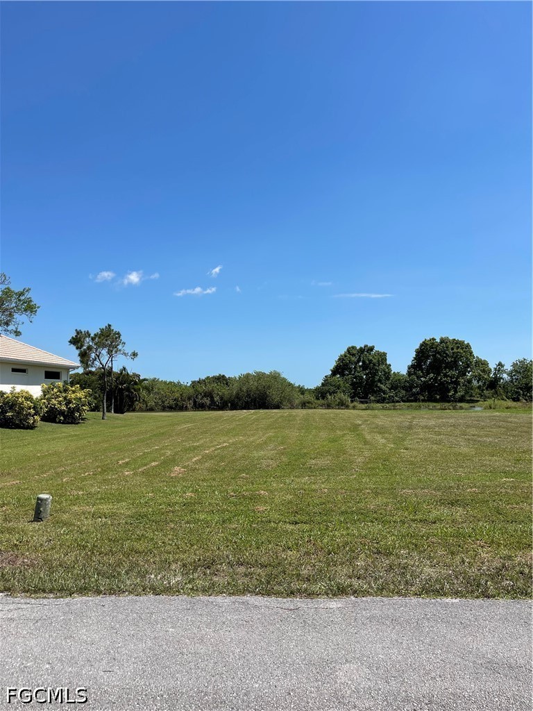18529 Royal Hammock Boulevard
