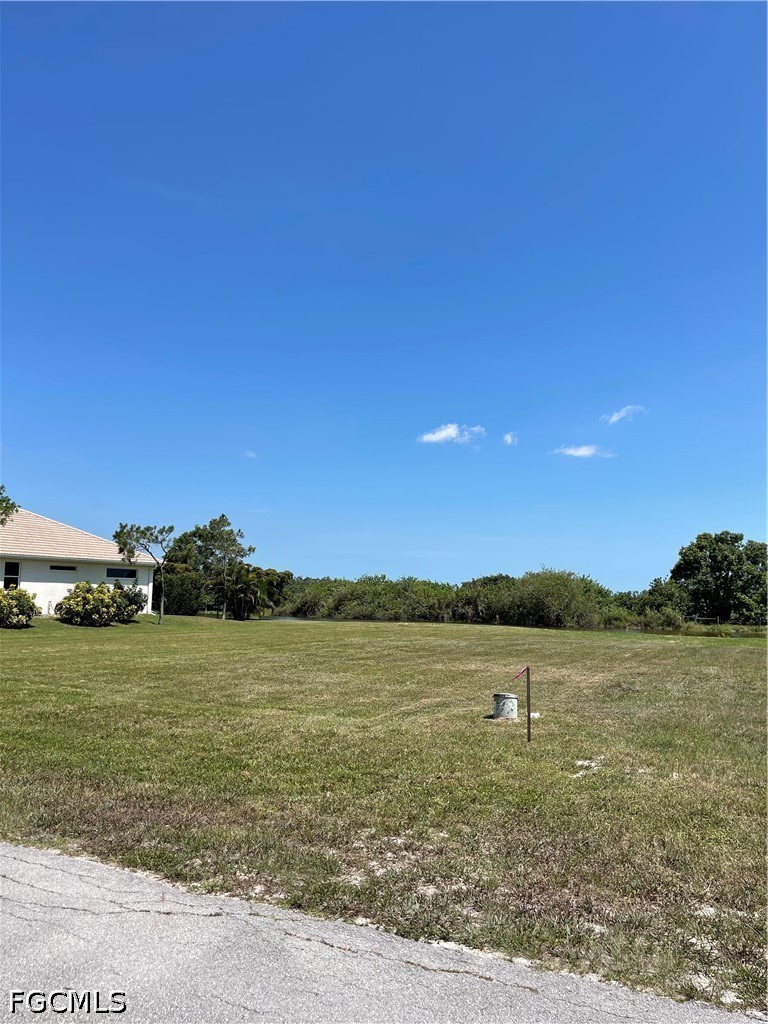 18529 Royal Hammock Boulevard