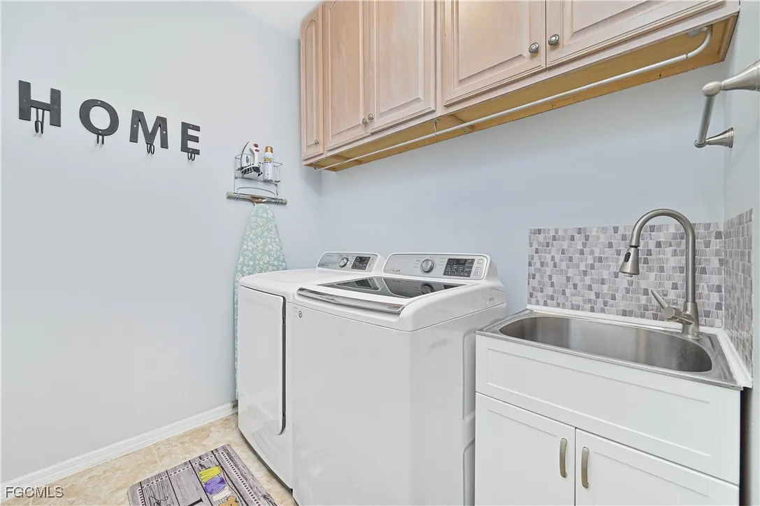 Alva, Florida 33920, United States, 2 Bedrooms Bedrooms, ,2 BathroomsBathrooms,Residential,Active,231775