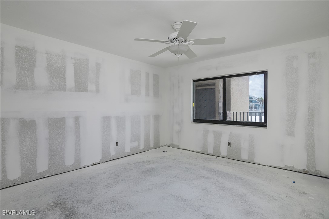 538 Estero Boulevard 102