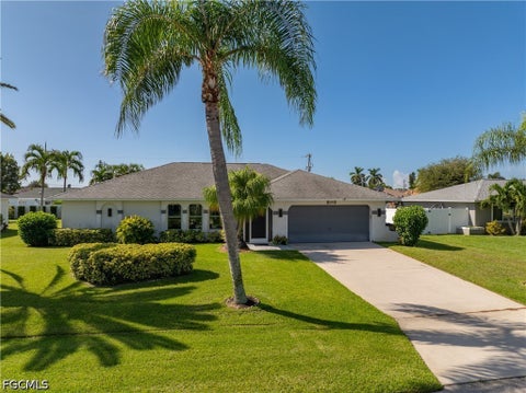 Tiny photo for 606 SE 15th Street, Cape Coral, FL 33990 (MLS # 2026038278)