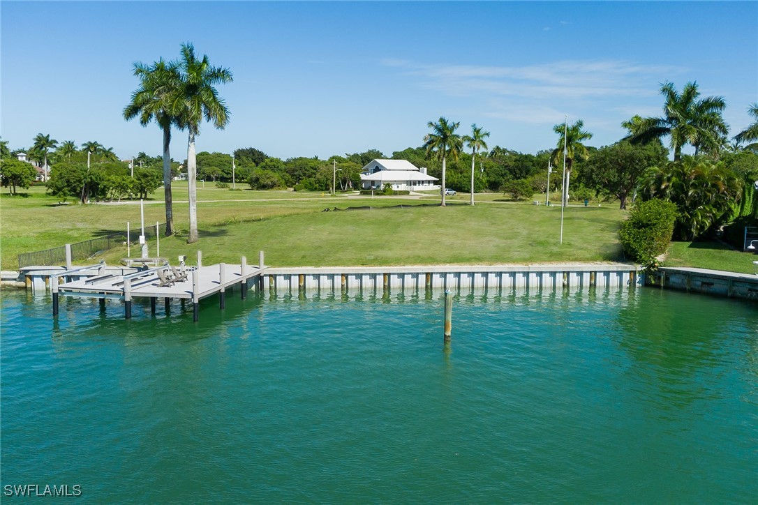 1028 W Inlet Drive