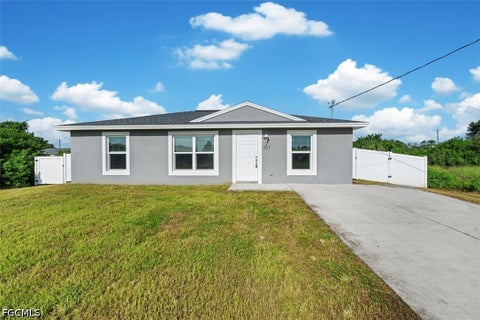 Photo of 3113 Pebble Lane, Labelle, FL 33935 (MLS # 2026035514)