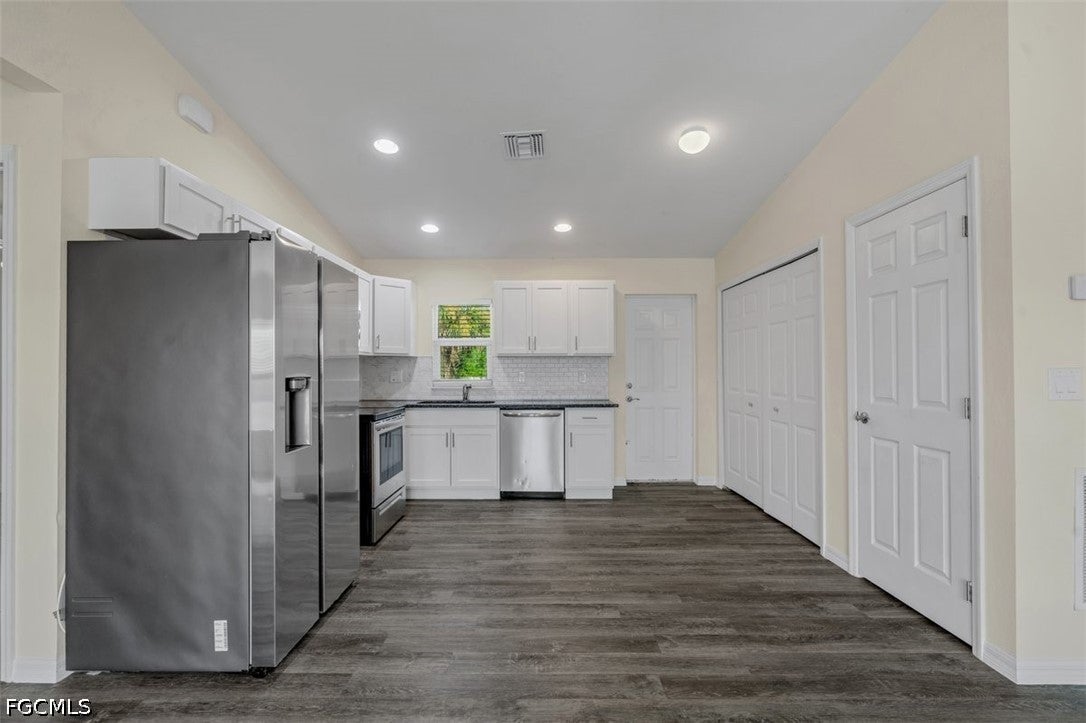 3113 Pebble Lane