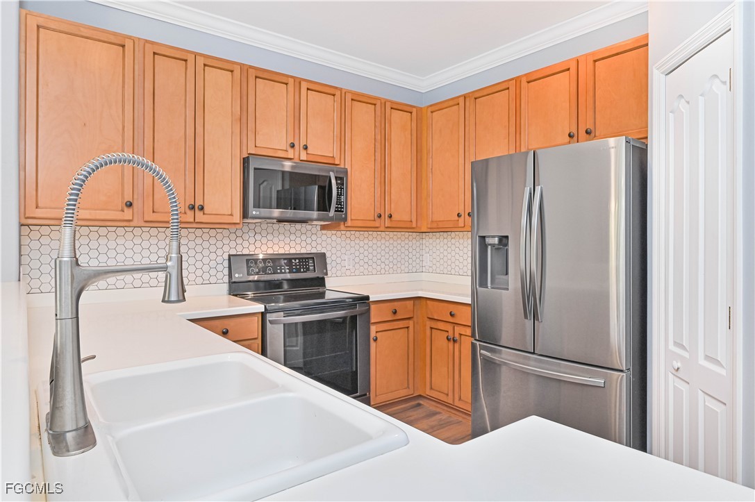 3260 Lee Way Court 602