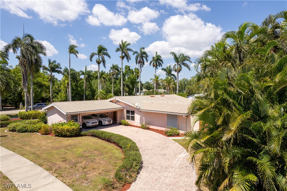 2627 McGregor Boulevard