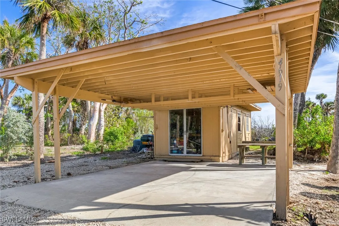 Sanibel, Florida 33957, United States, 3 Bedrooms Bedrooms, ,2 BathroomsBathrooms,Residential,Active,20855