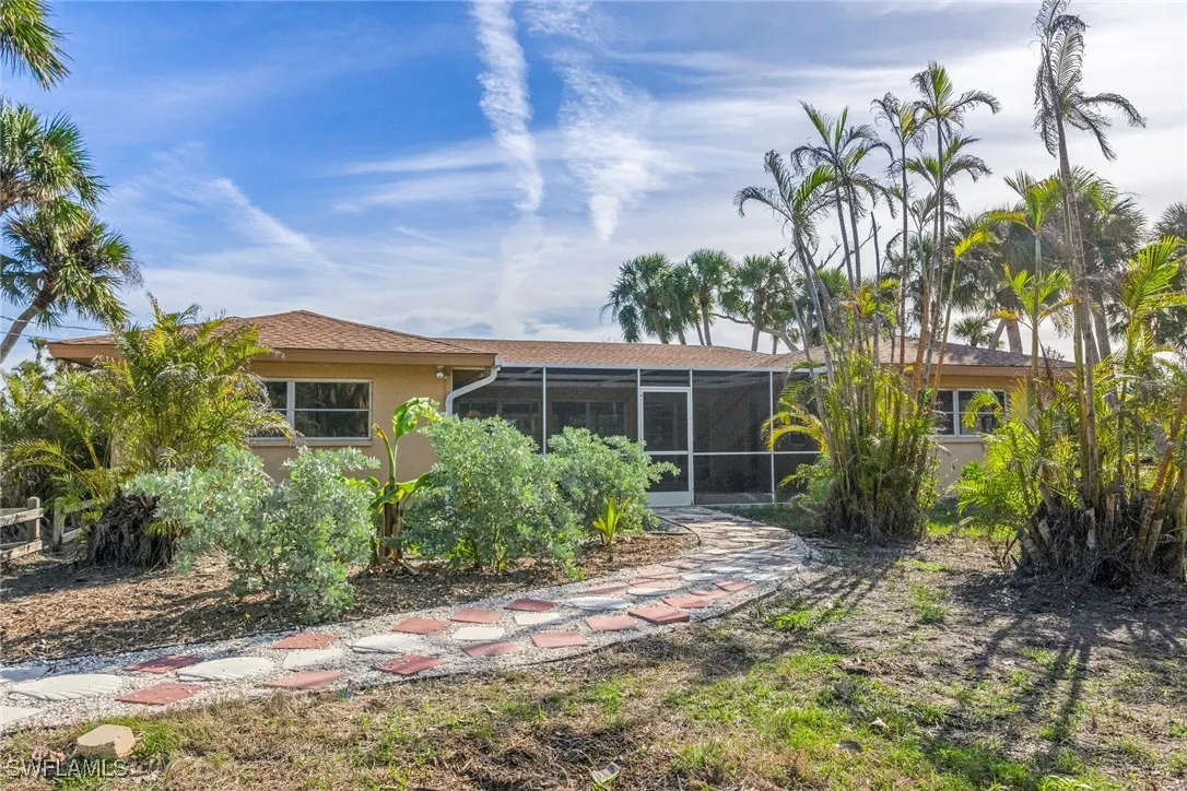 Sanibel, Florida 33957, United States, 3 Bedrooms Bedrooms, ,2 BathroomsBathrooms,Residential,Active,20855