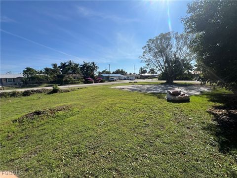 4683 Duera Mae Drive Fort Myers FL 33908