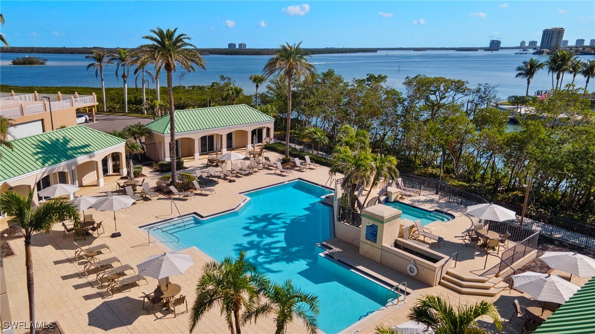 4142 Bay Beach Lane 601