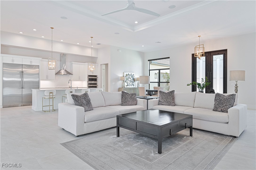 6087 Tarpon Estates Boulevard