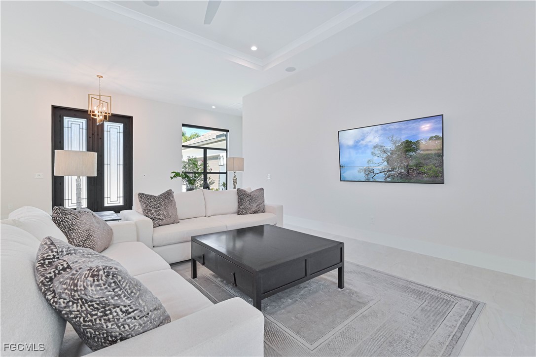 6087 Tarpon Estates Boulevard