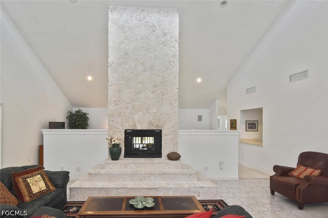 7226 Hendry Creek Drive