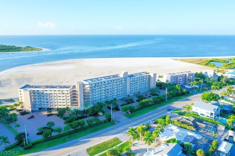 8350 Estero Boulevard 135