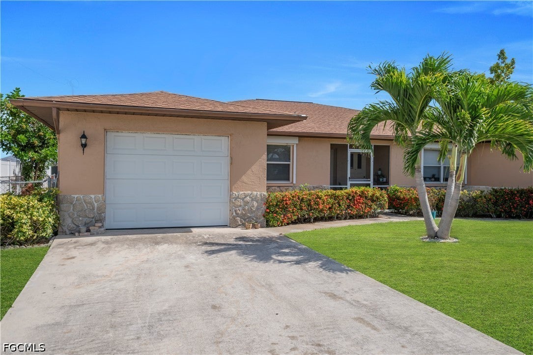 836 Trafalgar Parkway