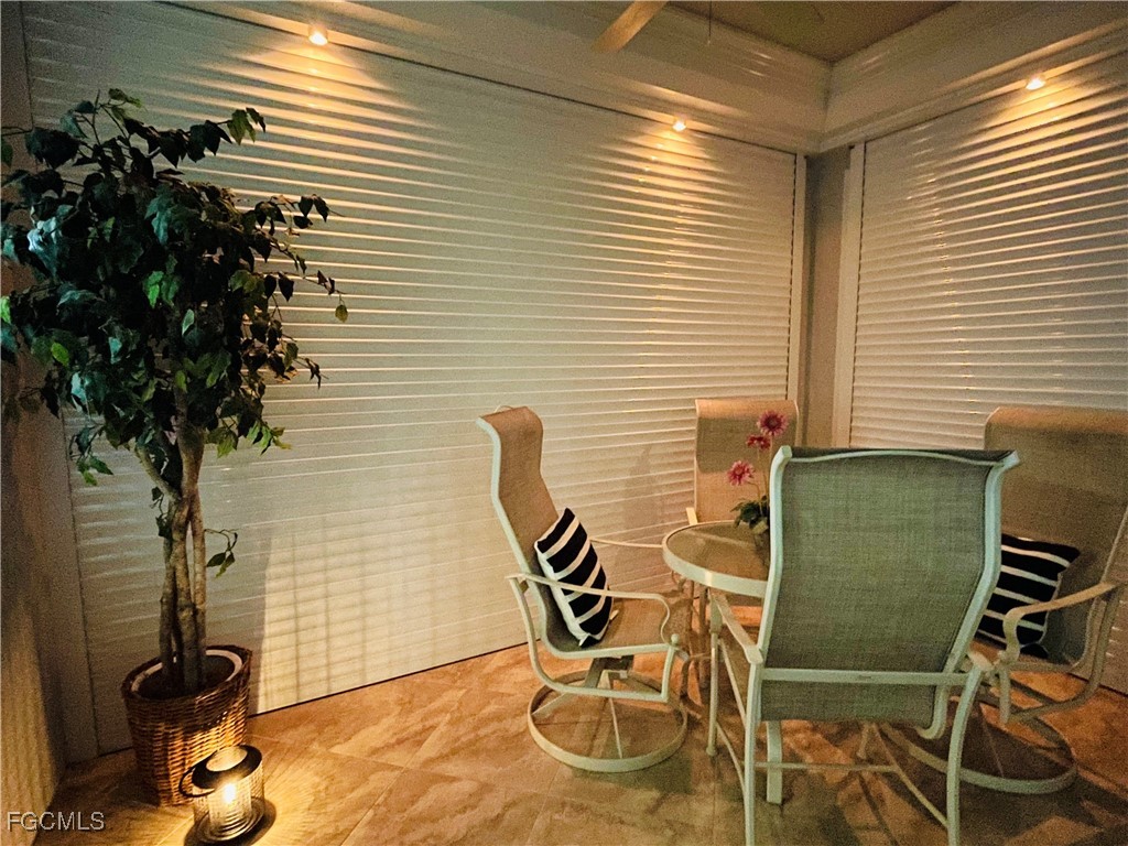 8066 Queen Palm Lane 537