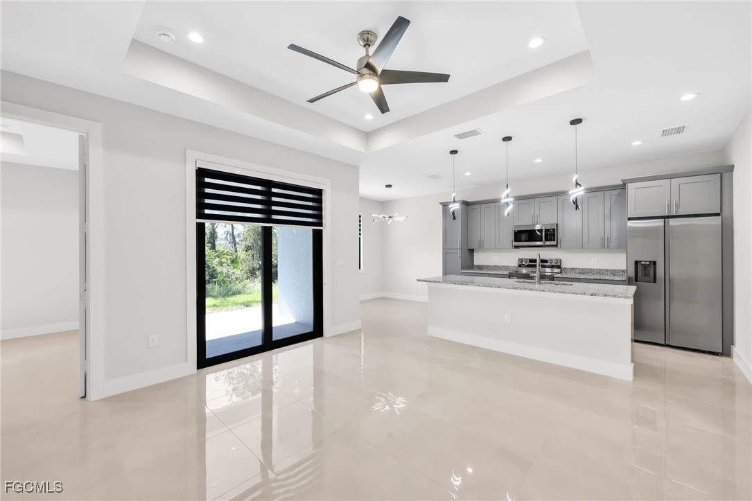 8771/8773 Buckingham Road