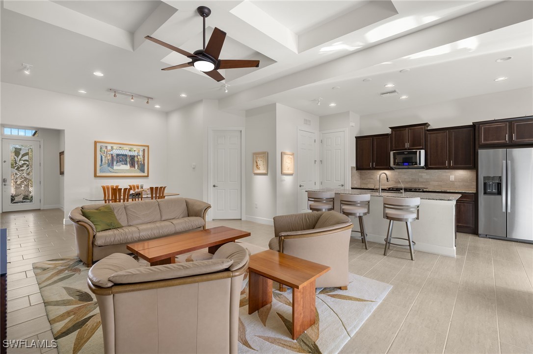 12432 Chrasfield Chase