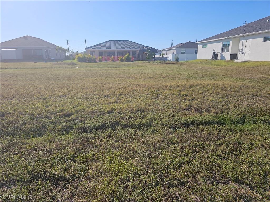 808 NW 37th Avenue