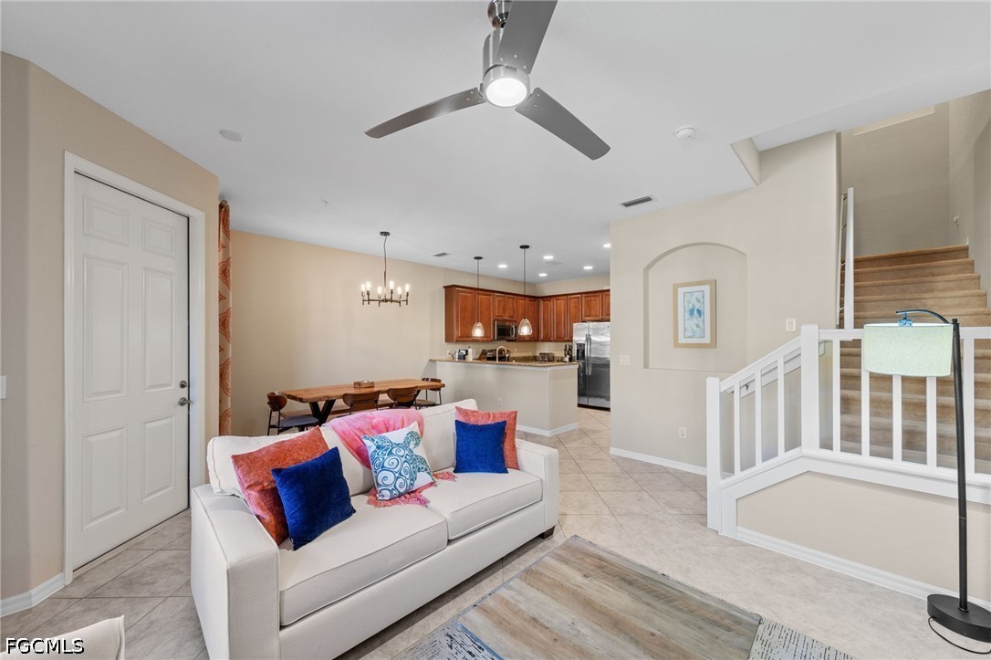 11736 Izarra Way 7809