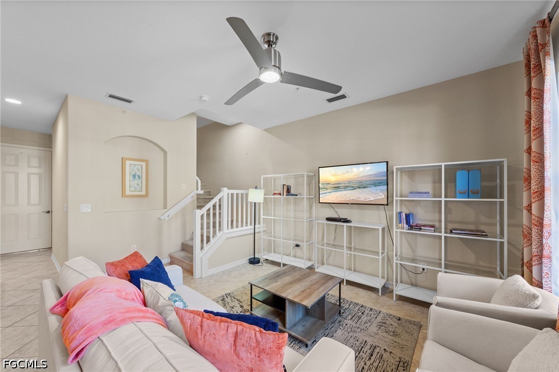 11736 Izarra Way 7809